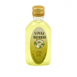 Licor Finas hierbas en botella petaca 50ml.